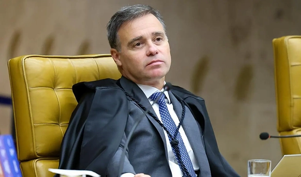 “Ministro ou pastor?”: líderes presbiterianos cobram explicações de André Mendonça