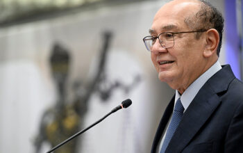 Gilmar libera reajuste do Bolsa Família em 15% e afasta violação eleitoral