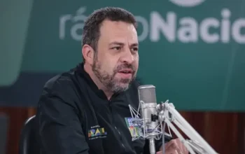 Boulos critica Galípolo e vê juros em ritmo “de tartaruga”