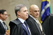 STF tem 4 a 3 para manter análise separada de casos sobre Moraes e Mendonça