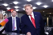 Trump ataca repórter da CNN na ONU: “Não deveria estar aqui”