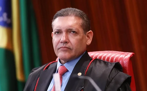 "Turma do Kassio Nunes" tem contrato de R$ 427 milhões ligado a Vorcaro