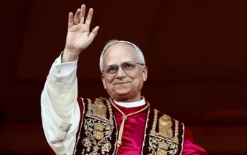 Vaticano recusa convite de Macron para encontro com o Papa Leão XIV