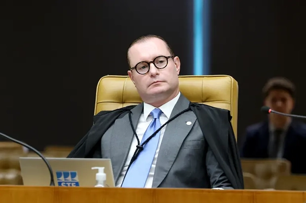 Zanin cobra responsabilização criminal após Dallagnol expor seu sigilo fiscal