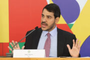 AGU apresenta notícia-crime sobre projeto de US$ 1 milhão de Trump contra STF