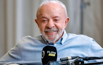Após Flow, Lula lidera menções e tem pico de buscas 5 vezes maior que Flávio Bolsonaro