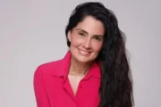 Atriz volta à Globo após 11 anos e fala sobre etarismo na TV