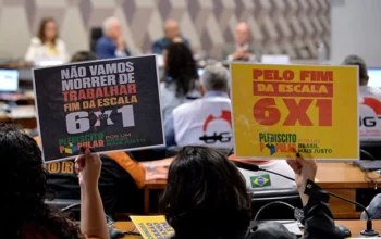 Bolsonaristas tentam adiar votação sobre escala 6×1 para depois da eleição