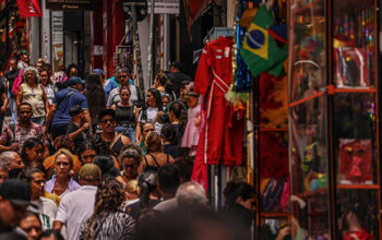 Efeito Lula: desemprego tem nova mínima histórica em setembro