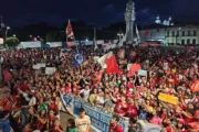 Estudantes entram em terceiro dia de atos pró-Lula em ao menos 8 estados