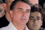 Flávio fugiu para os EUA em voo de Buenos Aires, diz jornal argentino