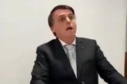 Globo desmente Flávio sobre deboche de Bolsonaro a vítimas da Covid - VÍDEO