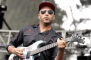 Guitarrista do Rage Against The Machine declara apoio a Lula