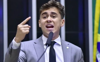 “Impeachment é inegociável”: Nikolas ameaça Moraes