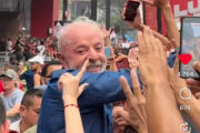 Lula adia pronunciamento à nação para recuperar a voz