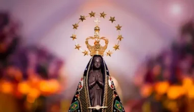 Lula diz que Nossa Senhora é ofendida por quem não respeita a religião dos outros