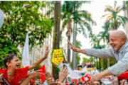 Lula vira “garoto propaganda” de campanhas no exterior após vitória histórica