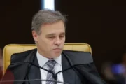 Mendonça censura vídeo de Lula sobre Flávio cortar programas sociais