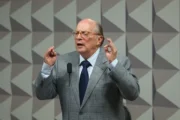Miguel Reale Jr. alerta para risco de golpe e declara apoio a Lula