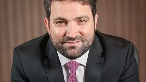 PF apura se jato de Willer Tomaz levou Flávio Bolsonaro à Argentina