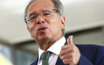 PF investiga Paulo Guedes por suspeita de crime contra o sistema financeiro