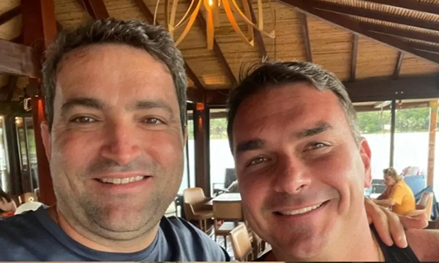 PF investiga bets, voos e empresas em sociedade entre Flávio Bolsonaro e Willer Tomaz