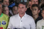 Flávio recua e apaga post após se declarar “presidente eleito”