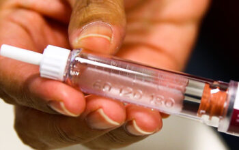 Anvisa proíbe venda de insulina e tirzepatida irregulares
