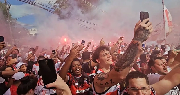 São Paulo leva 49 mil ao Morumbis e quebra recorde do futebol feminino