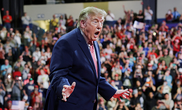 Trump diz que EUA vão virar a França se democratas vencerem eleições