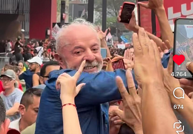 Vox Brasil põe Lula à frente de Flávio com 46,4% contra 44,6%